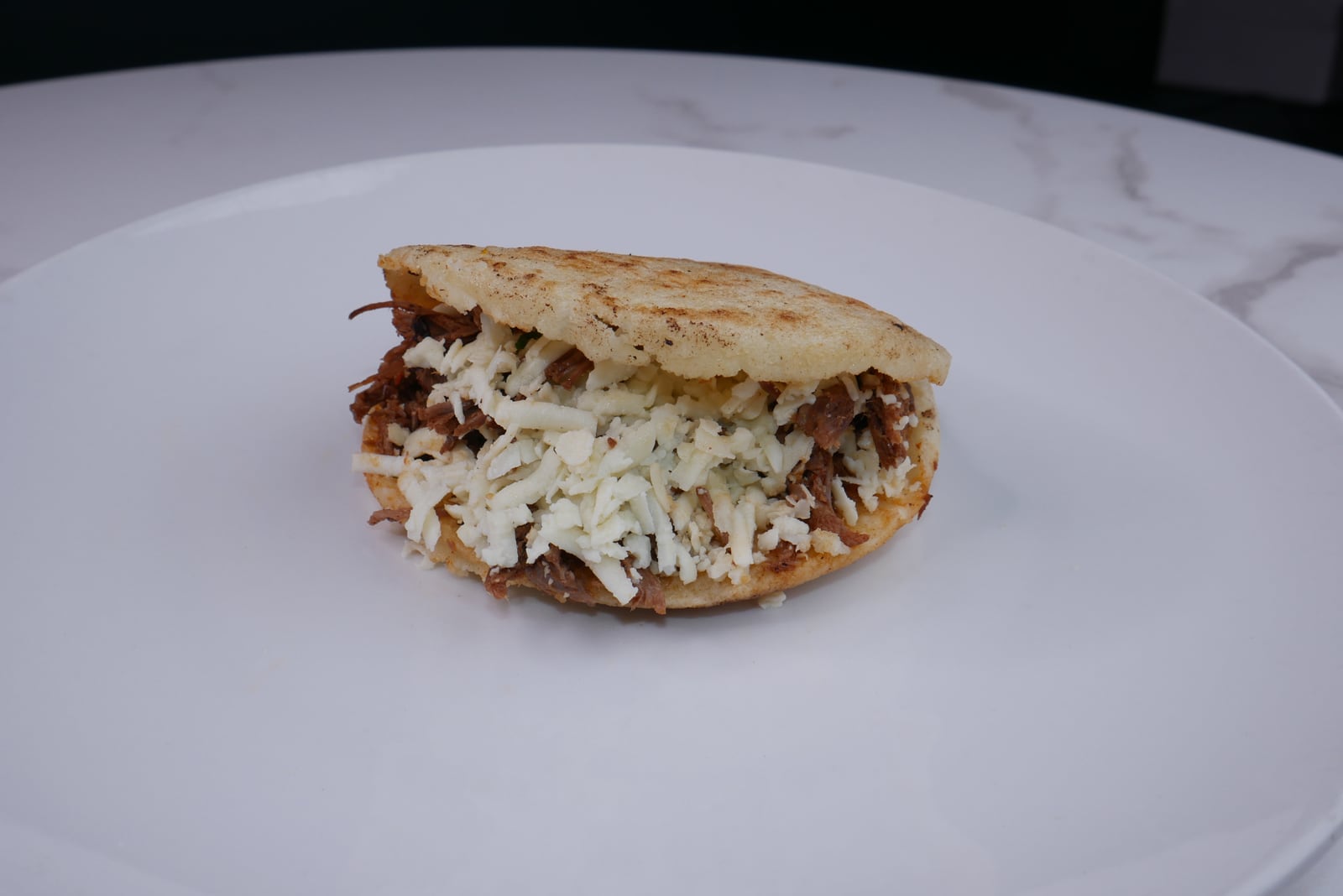 Arepa Carne Mechada